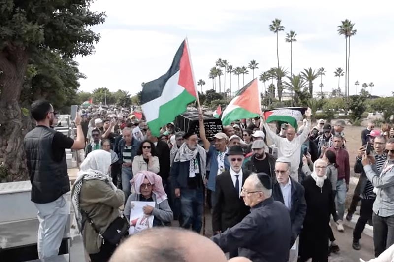 Obsèques du militant marocain Sion Assidon : Un adieu émouvant à une voix inoubliable