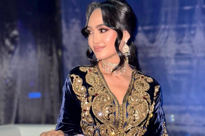 Zainab Oussama Éblouit Tunis avec un Hommage Majestueux aux Chanteuses Arabes Légendaires