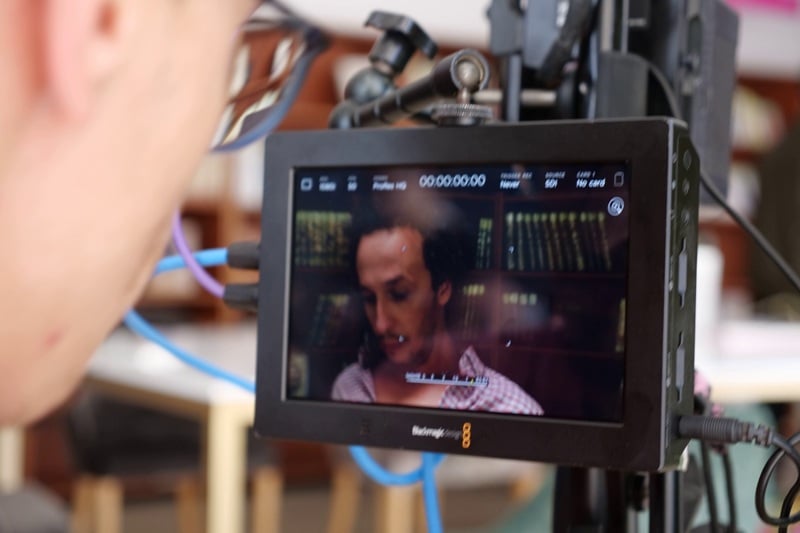 Kawthar Dourid Défie les Stéréotypes de Genre : &lsquo;Le Courant Fort&rsquo;, un Film Révolutionnaire