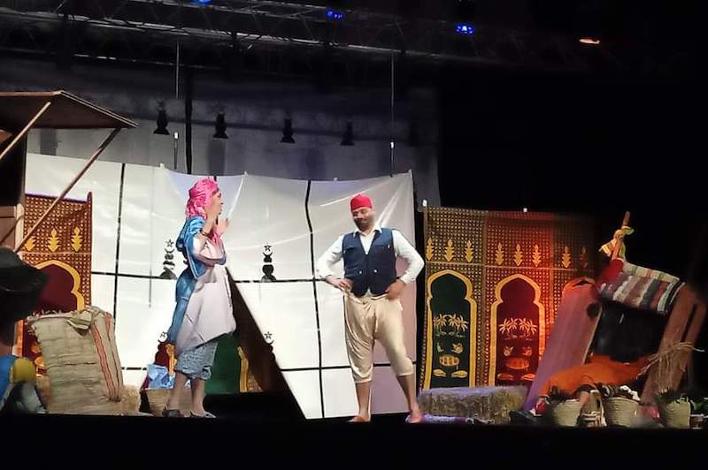 Mohamed Zitan Révèle l&rsquo;Âme Marocaine: Fusion du Patrimoine Ancestral et de la Tbourida au Théâtre