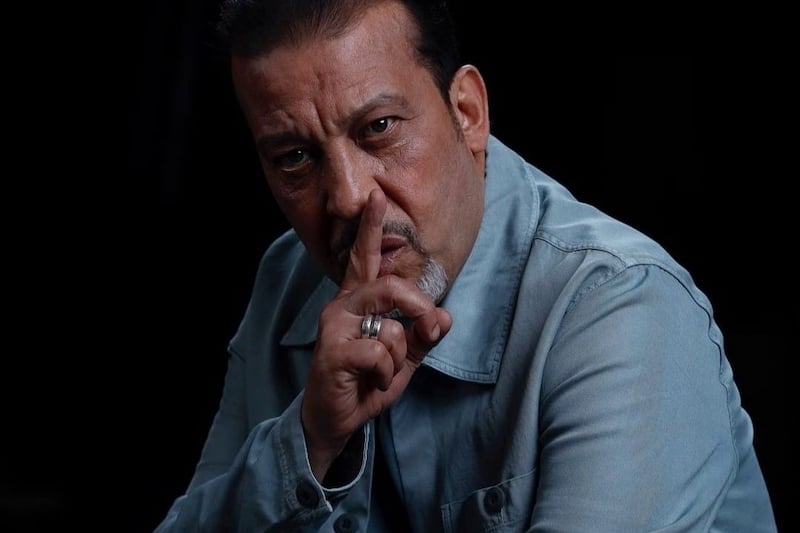 La Transition Majeure d&rsquo;Aziz Dadass : Pourquoi l&rsquo;acteur s&rsquo;éloigne de la télévision ramadanesque pour le Grand Écran