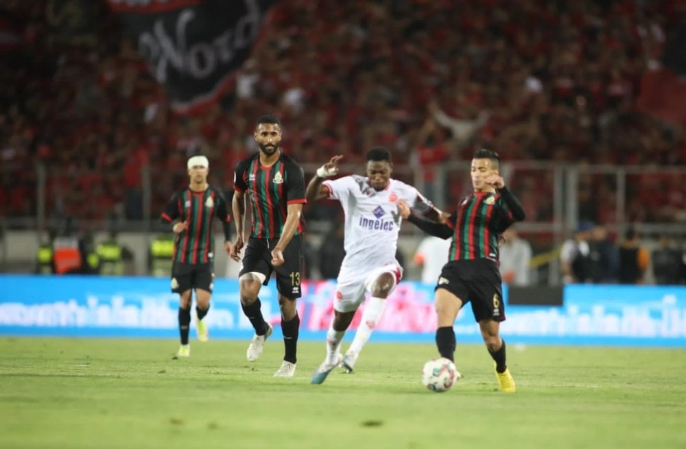 Botola : le Clasico WAC-AS FAR au cœur d&rsquo;une journée décisive