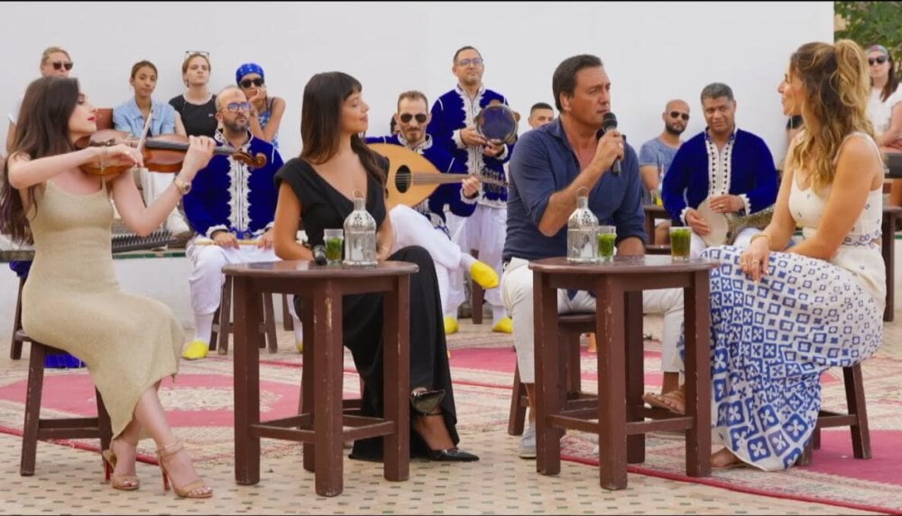 France Télévisions lance « Voyage Voyage : les stars chantent au Maroc »