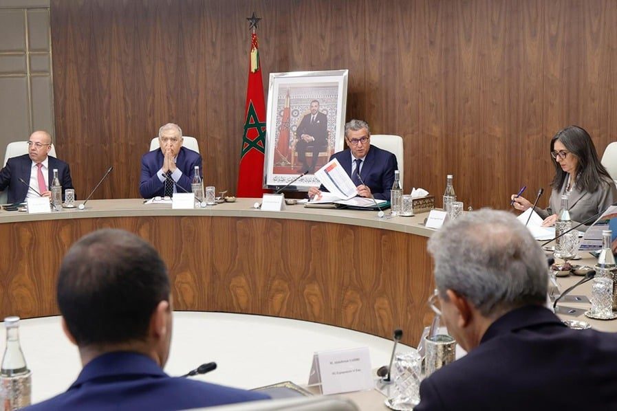Akhannouch préside une réunion sur l’impact des tensions au Moyen-Orient sur l’économie marocaine