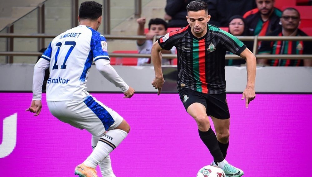 Botola : le choc AS FAR-Raja au programme de la 17e journée