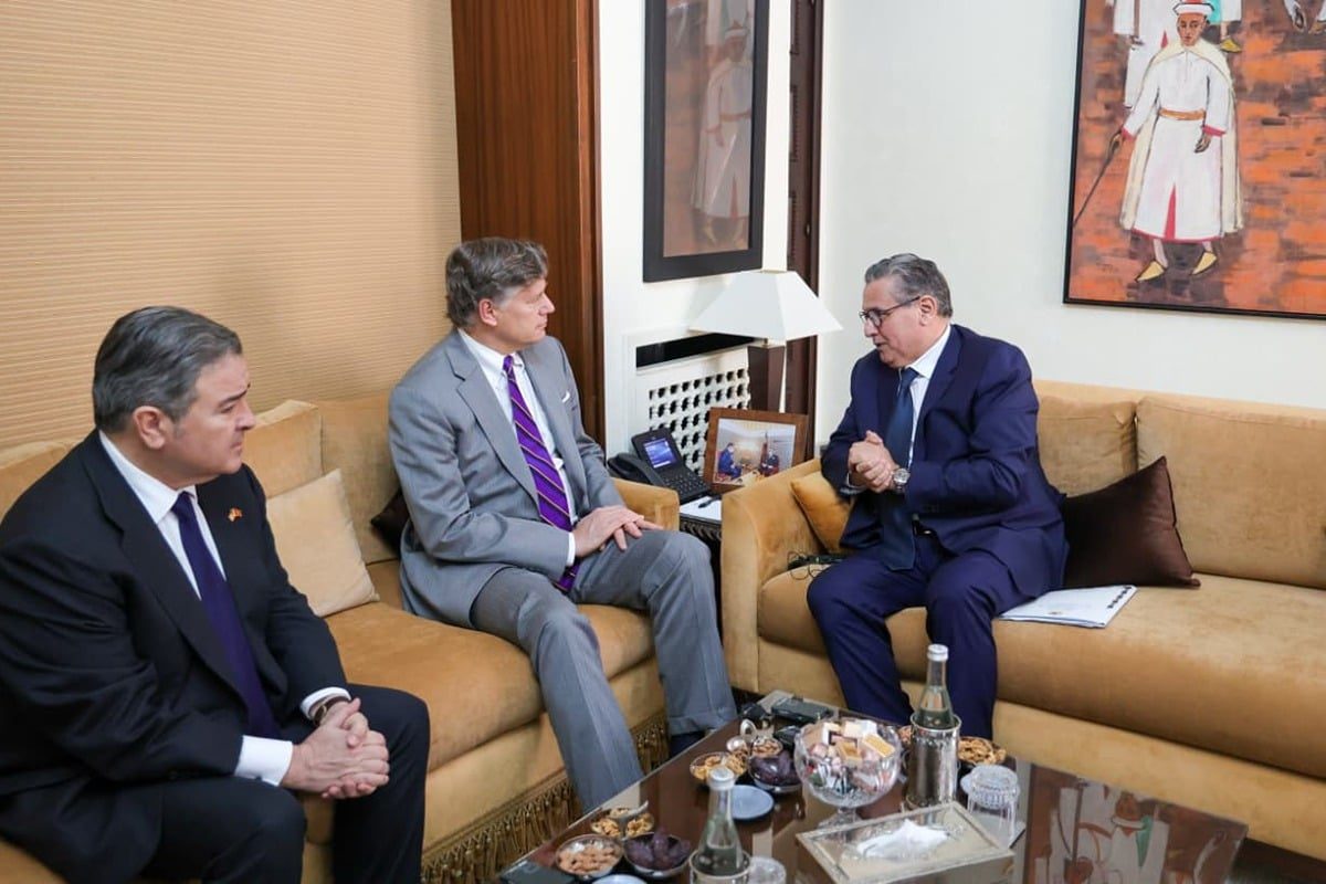 Entretiens à Rabat entre Aziz Akhannouch et le secrétaire d’État adjoint américain Christopher Landau