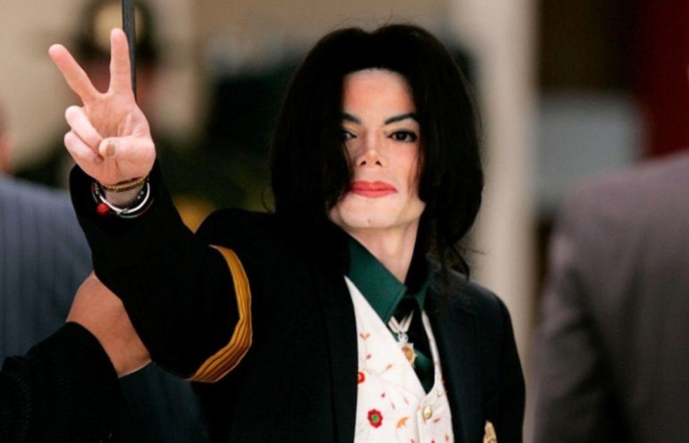 Michael Jackson domine à nouveau les classements musicaux mondiaux 17 ans après sa mort