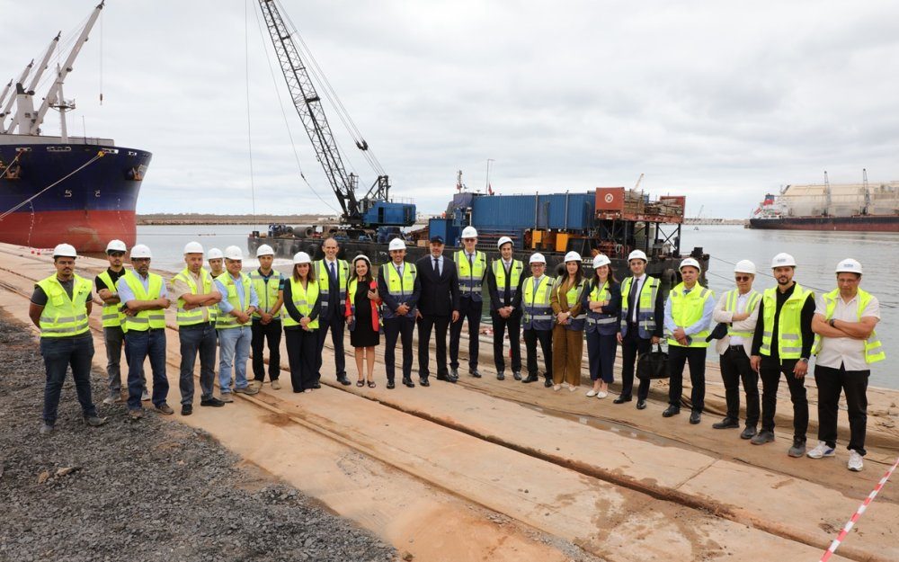 Mark Bowman de la BERD en visite au terminal polyvalent de Marsa Maroc à Casablanca
