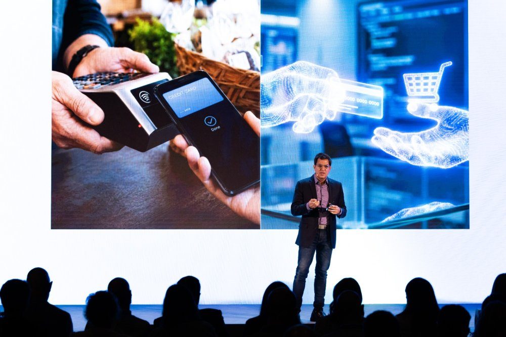 Comment l’intelligence artificielle transforme les paiements et achats en ligne au Maroc