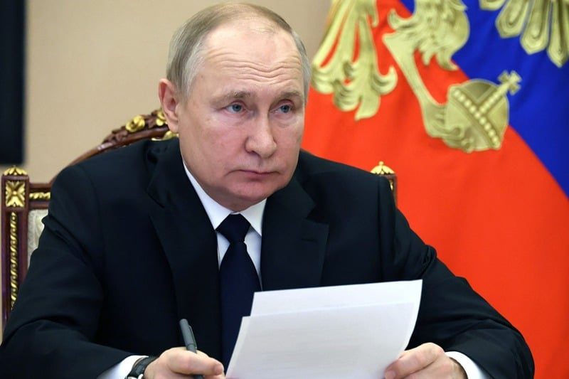 Zelensky se dit prêt à rencontrer Poutine au G20 à Miami, le Kremlin qualifie l&rsquo;idée d&rsquo;impossible