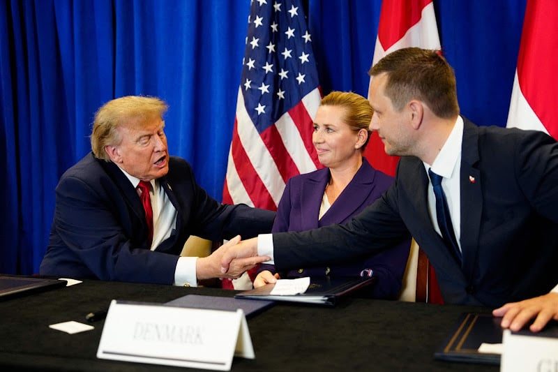 Accord de sécurité américain sur le Groenland : Trump annonce deux bases militaires et un contrôle permanent